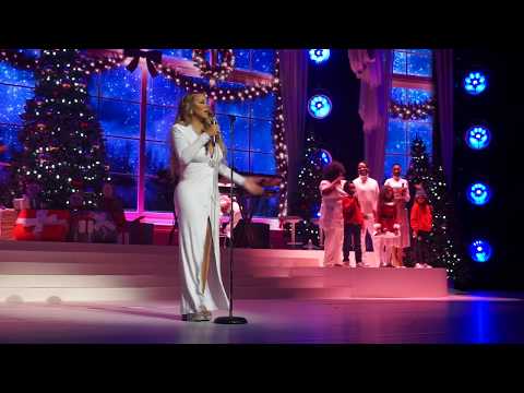 Mariah Carey - The Star (11/22/2019) Las Vegas: All I Want For Christmas Is You