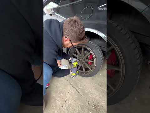 Hoe vervang je een wiel van de Toyota Yaris GR?