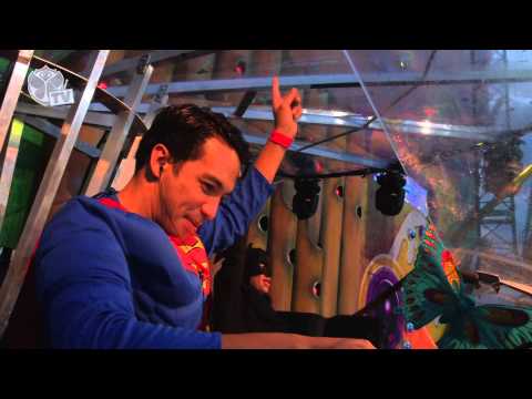 Tomorrowland 2013 - Superman, Batman, Iron Man - UCsN8M73DMWa8SPp5o_0IAQQ