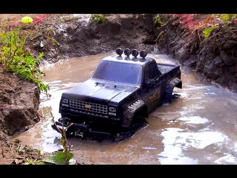 RC ADVENTURES - TTC 2012 - Eps 3 - SWAMP RUN - Scale 4x4 Truck Challenge - UCxcjVHL-2o3D6Q9esu05a1Q