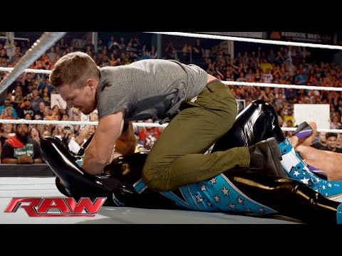 Neville vs. King Barrett: Raw, Aug. 10, 2015 - UCJ5v_MCY6GNUBTO8-D3XoAg