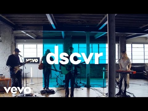 Walking On Cars - Catch Me If You Can - Vevo dscvr (Live) - UC-7BJPPk_oQGTED1XQA_DTw