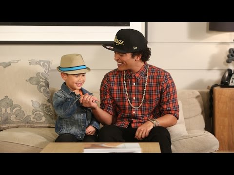 Bruno Mars Sings with Kai - UCp0hYYBW6IMayGgR-WeoCvQ