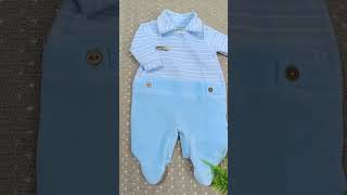 7001 macacao prematuro menino plush liso com listrado azul