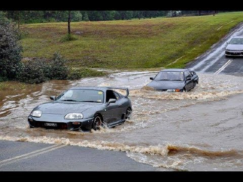 Cars Stuck in Mud 2017 - UCE1rh8YHogAaKFRaUawqL9A
