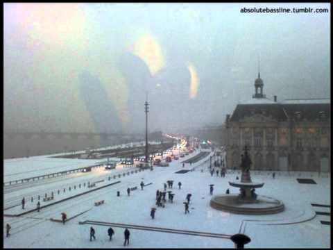 XXYYXX - About U (rework) - UC8Q5HV1t39MhlNuQi9Xh8LA