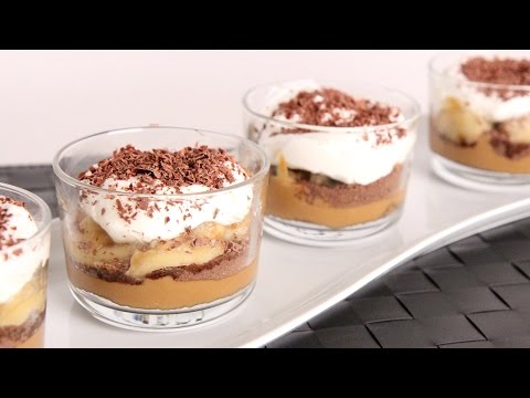 Banoffee Parfaits Recipe - Laura Vitale - Laura in the Kitchen Episode 988 - UCNbngWUqL2eqRw12yAwcICg