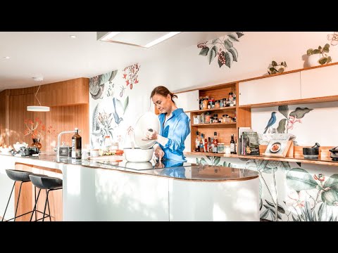 Cuisine sur-mesure avec îlot central courbe