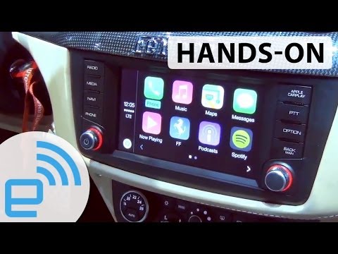 Apple CarPlay hands-on | Engadget - UC-6OW5aJYBFM33zXQlBKPNA