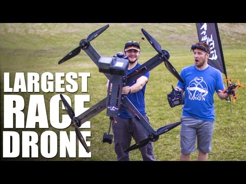 World's Largest Race Drone | Flite Test - UC9zTuyWffK9ckEz1216noAw