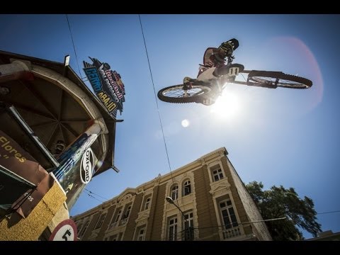 Urban Downhill Mountain Biking - Red Bull Valparaiso Cerro Abajo 2014 - UCblfuW_4rakIf2h6aqANefA