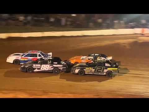 Pro 4 Main @ Carolina Speedway 7/1/23 - dirt track racing video image