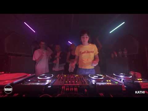 Kathi Kniess | Boiler Room LA: Lights Down Low - UCGBpxWJr9FNOcFYA5GkKrMg