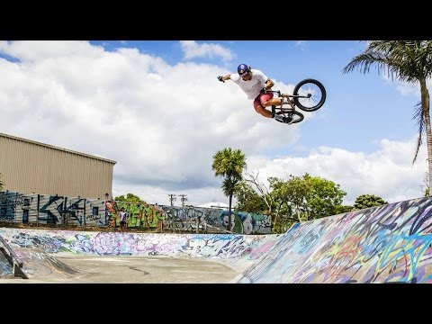 BMX Park Sessions and New Zealand Adventures - Red Bull Tip to Tail - EP2 - UCblfuW_4rakIf2h6aqANefA