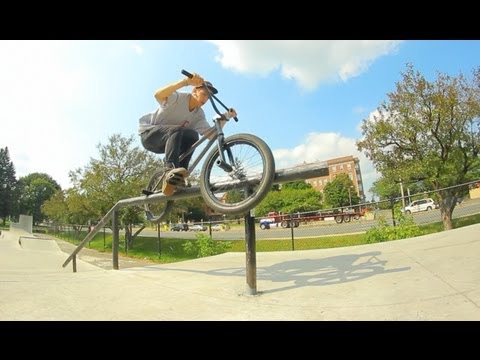 INSTAGRAM SLAM 5: The Merritt BMX Team & Mark Burnett - UCEt2RMm3EqtoerqX0-fUpfw