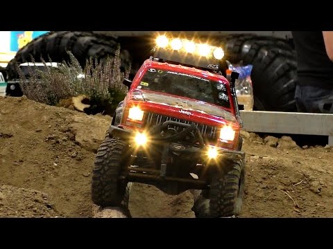 RC 4X4 OFFROAD JEEP INDOOR ACTION / Modell-Hobby-Spiel Fair Leipzig Germany 2016 - UCNv8pE-nHTAAp77nXiAB9AA