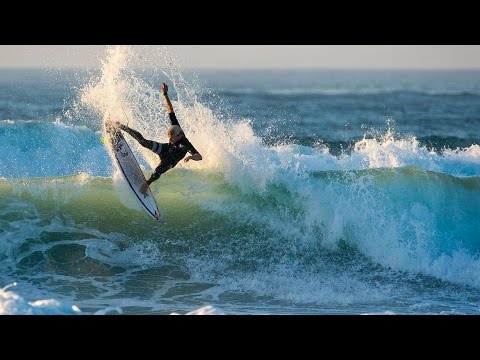 Kolohe Andino Heats Up Mexico with his Raw Freesurfing - UCblfuW_4rakIf2h6aqANefA