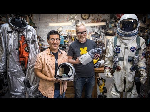 Adam Savage Meets the Spacesuits from First Man! - UCiDJtJKMICpb9B1qf7qjEOA