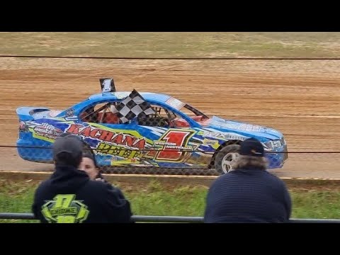 Production Classic feature race Ellenbrook Speedway 2022 - dirt track racing video image