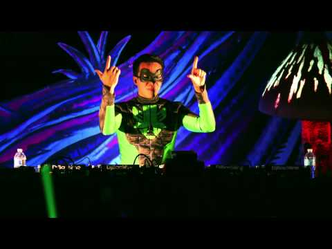 TomorrowWorld 2013 - Laidback Luke - UCsN8M73DMWa8SPp5o_0IAQQ