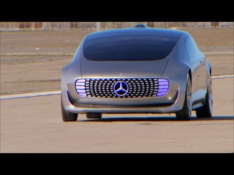 CNET On Cars - On the road: Mercedes F 015 - UCOmcA3f_RrH6b9NmcNa4tdg