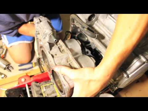 Part 10 - Suzuki Burgman 650 Removal of engine parts - UCTs-d2DgyuJVRICivxe2Ktg