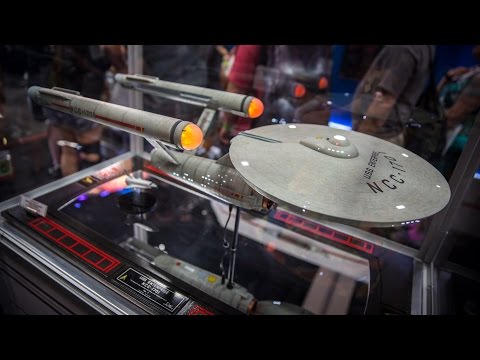 Star Trek USS Enterprise Model from QmX - UCiDJtJKMICpb9B1qf7qjEOA