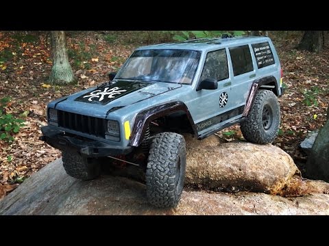 Axial SCX10 II RTR Jeep Cherokee First Run & Impression - UCiqTEhDiWz1eb7exfWiy5TA