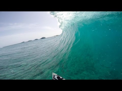 GoPro Awards: Perfect Surf Day in the Maldives - UCqhnX4jA0A5paNd1v-zEysw