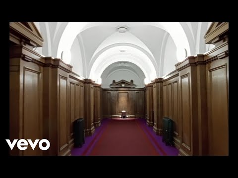 Massive Attack - Karmacoma - UC2kTZB_yeYgdAg4wP2tEryA