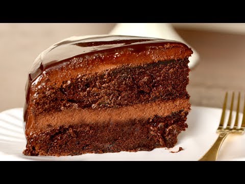 Chocolate Cake Recipe in Hindi | Easy Moist Chocolate Cake at Home