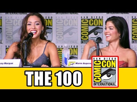 THE 100 Season 4 Comic Con Panel (Part 1) - Eliza Taylor, Lindsey Morgan, Marie Avgeropoulos - UCS5C4dC1Vc3EzgeDO-Wu3Mg