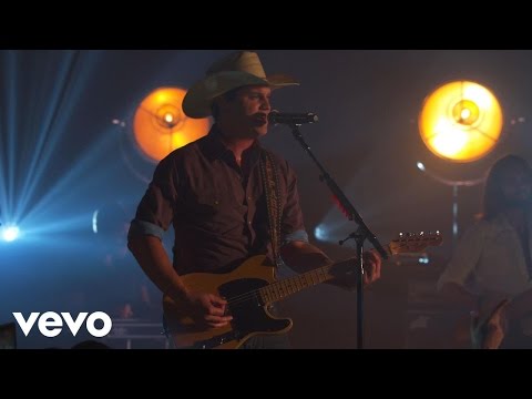 Jon Pardi - Heartache On The Dancefloor (Vevo Presents) - UC2pmfLm7iq6Ov1UwYrWYkZA