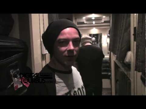 Bullet For My Valentine - BUS INVADERS Ep. 287 - UCybDimFZ3eoUQxSArdqCe9g