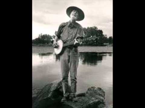 Pete Seeger - Last Train to Nuremberg