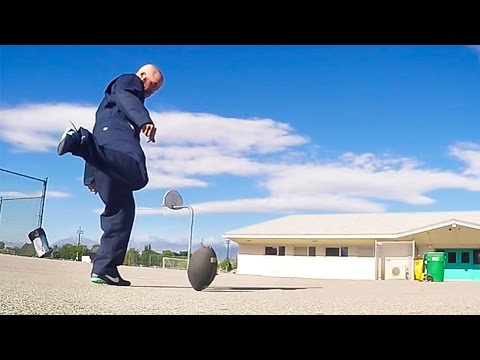 GoPro: Football Trick Shots with "Chainsaw" Lenon - UCqhnX4jA0A5paNd1v-zEysw