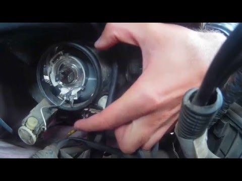 How to Replace Headlight Bulbs - Citroen Xsara Picasso (Complete Guide) - UCqaH_kMb09h9iEpRRVwIGEg