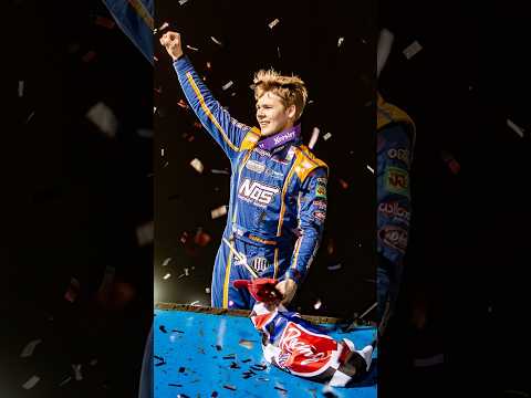 Sheldon Haudenschild and Ricky Stenhouse Jr's sprint car splitting. What's next? - dirt track racing video image