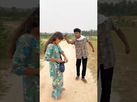 ye ladki sabkuch nikal #shorts #yiutubeshorts #shortfeed #comedy #surajroxnewvideo #surajroxfunny