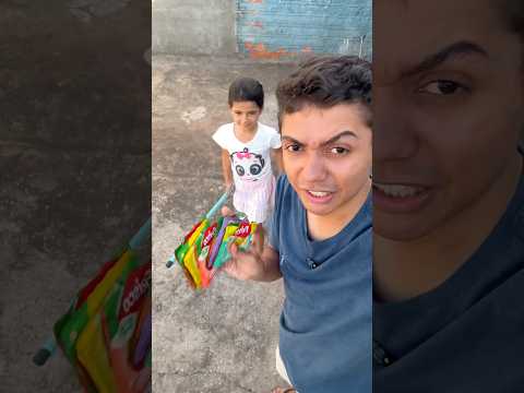 QUANDO A MÃE DELA VER OQUE ELA FEZ COM OS PACOTES DE SUCO