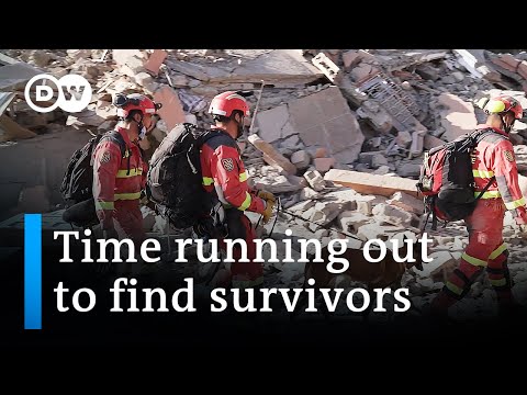 Rescuers try to reach Morocco quake victims | DW News