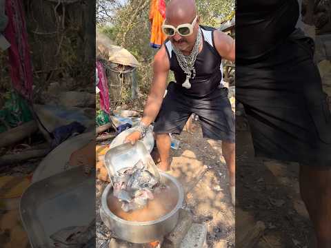 Fish masala rassa piya…😍🍗 #chickenlegpiece #ulhaskamathe #foodchallenge #indianfood #food #shorts