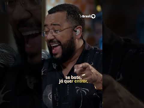 Dudu Nobre canta "Água Para Minha Sede" no Samba na Gamboa