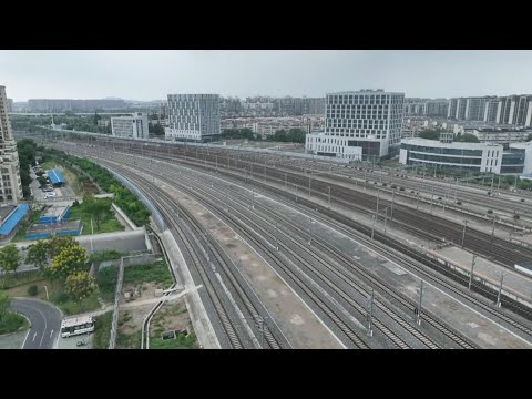 Typhoon Bebinca weakens and moves into Anhui