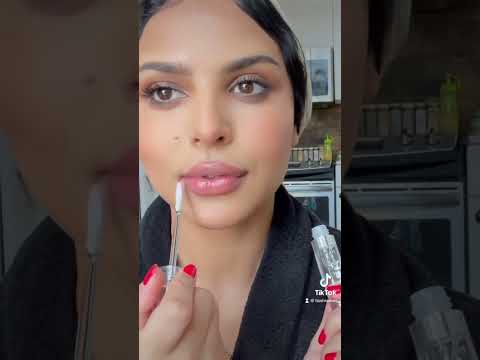 THE BEST CLEAR LIPGLOSS #makeup#ulta#sephora
