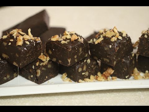 Chocolate Walnut Fudge | Family Food Tales | Mrs Alyona Kapoor | Sanjeev Kapoor Khazana - UCmoX4QULJ9MB00xW4coMiOw