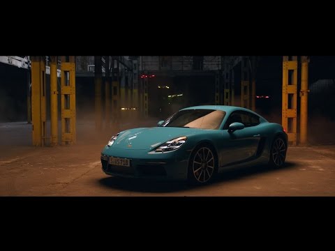 Race drones vs. Porsche 718 Cayman - UC_BaxRhNREI_V0DVXjXDALA