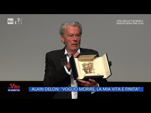 Alain Delon: "Voglio morire, la mia vita è finita" - La vita in diretta 25/01/2024