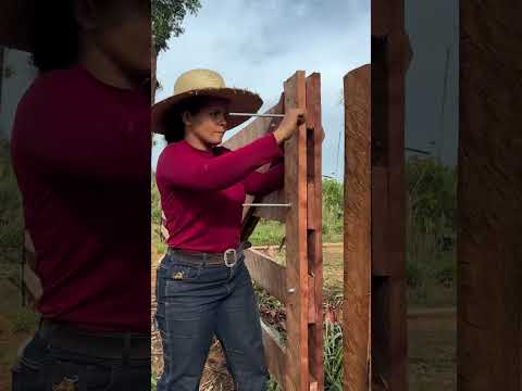 parafusando porteira 🤠 #trabalho