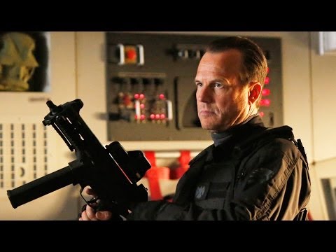 Agents of SHIELD: Bill Paxton Talks Agent Garrett - WonderCon 2014 - UCKy1dAqELo0zrOtPkf0eTMw